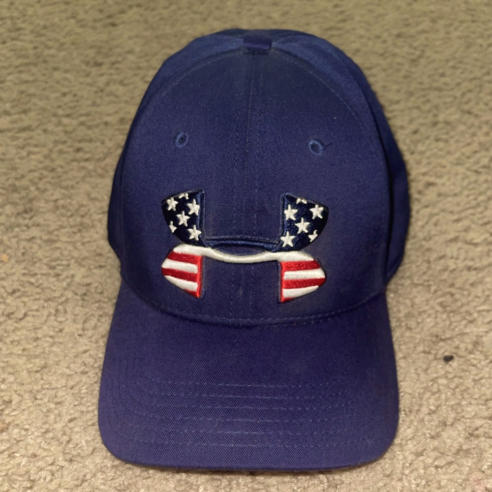 Under Armour Men's Large Fitted Ball Cap/Hat USA Patriotic Flag Design.